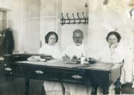Доктор Плоскирев и врачи